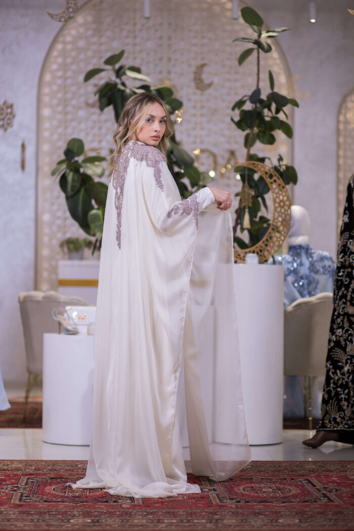 Abaya 15 - Image 4