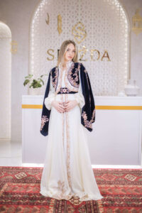 Velvet Noor - Image 5
