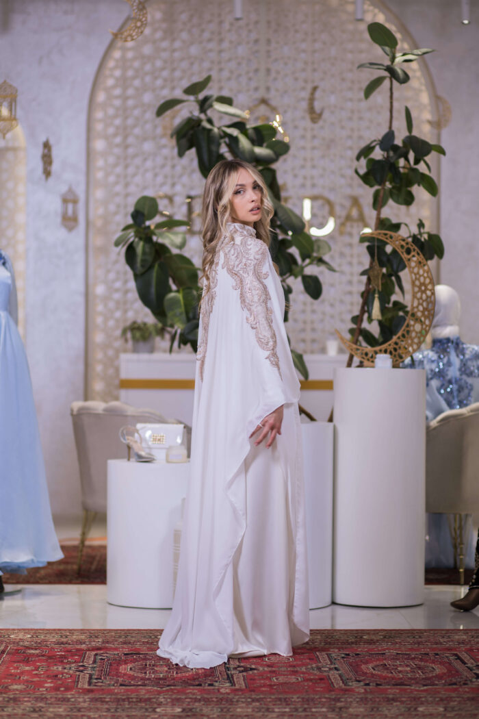 Abaya 16 - Image 4