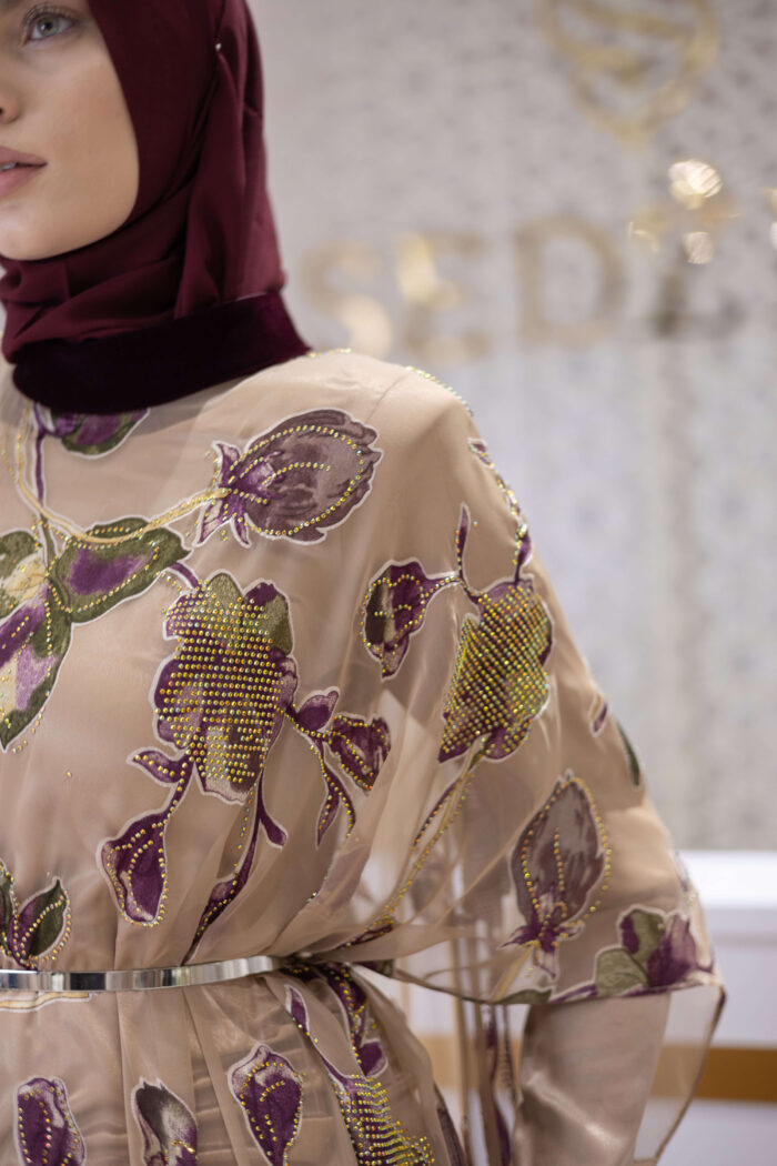 Model 1 - Eid Collection 2025 - Image 2