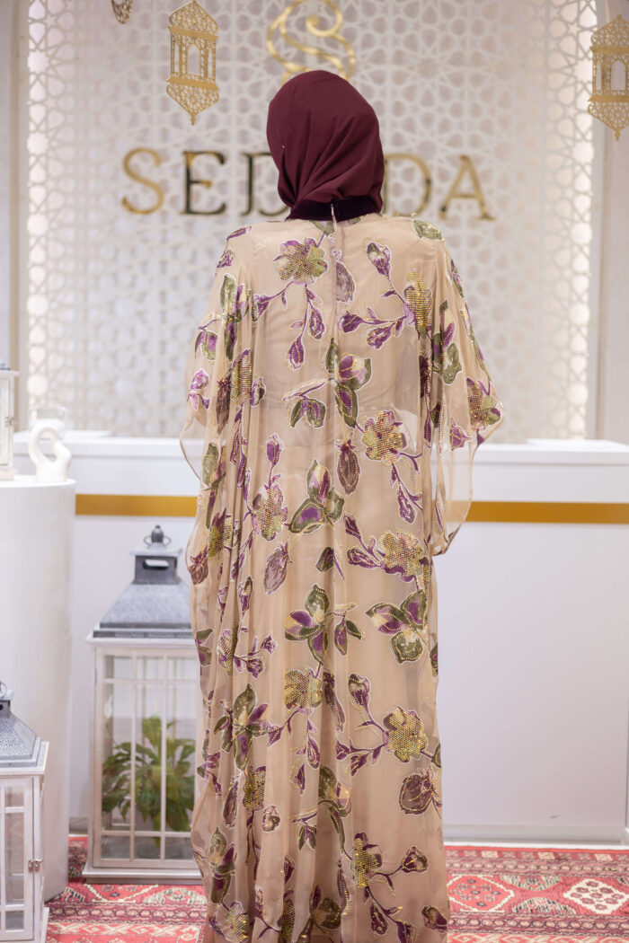 Model 1 - Eid Collection 2025 - Image 3