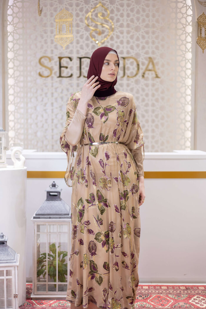 Model 1 - Eid Collection 2025 - Image 5