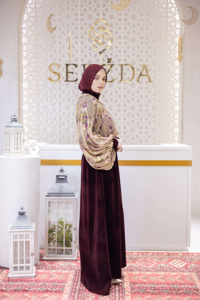 Model 2 - Eid Collection 2025 - Image 2
