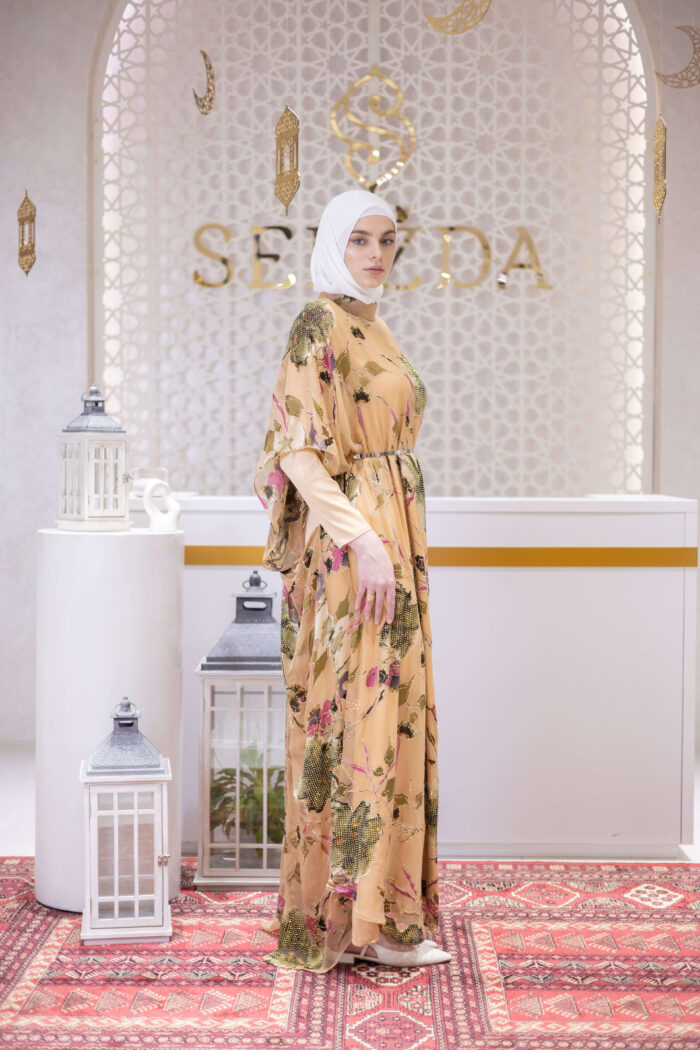 Model 6 - Eid Collection 2025 - Image 3