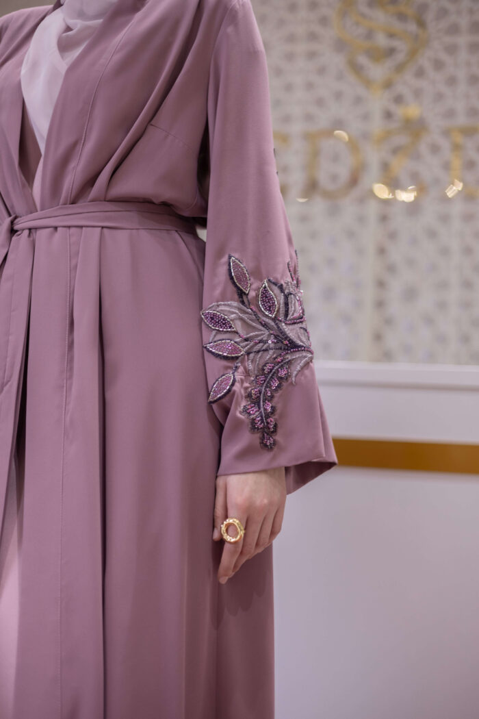 Model 11 - Ramadan Collection - Image 2