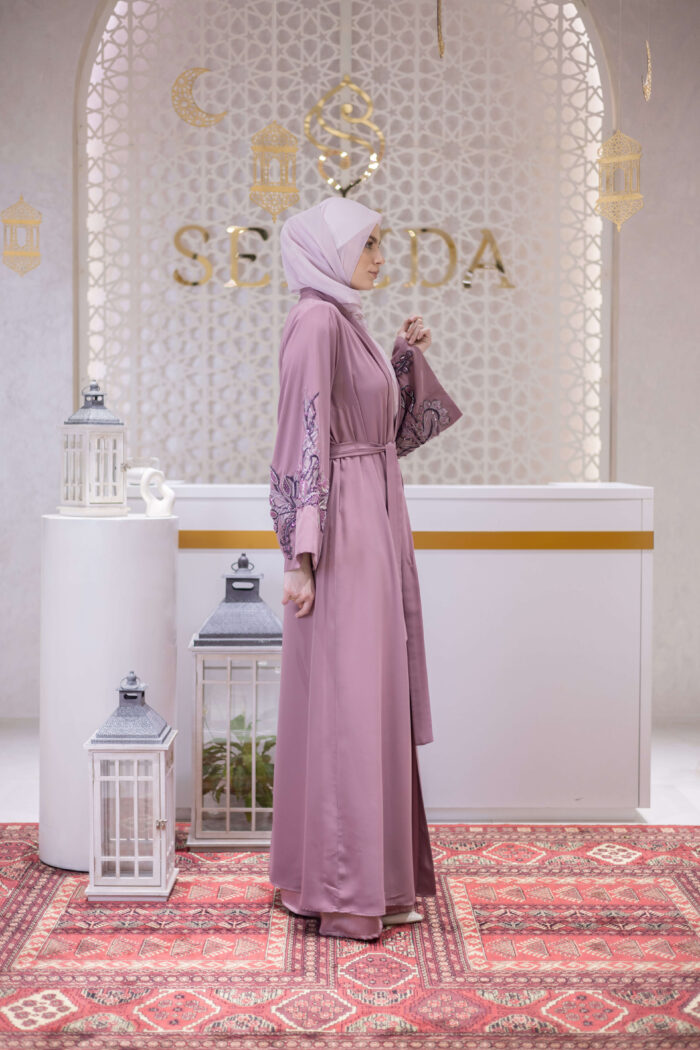 Model 11 - Ramadan Collection - Image 6