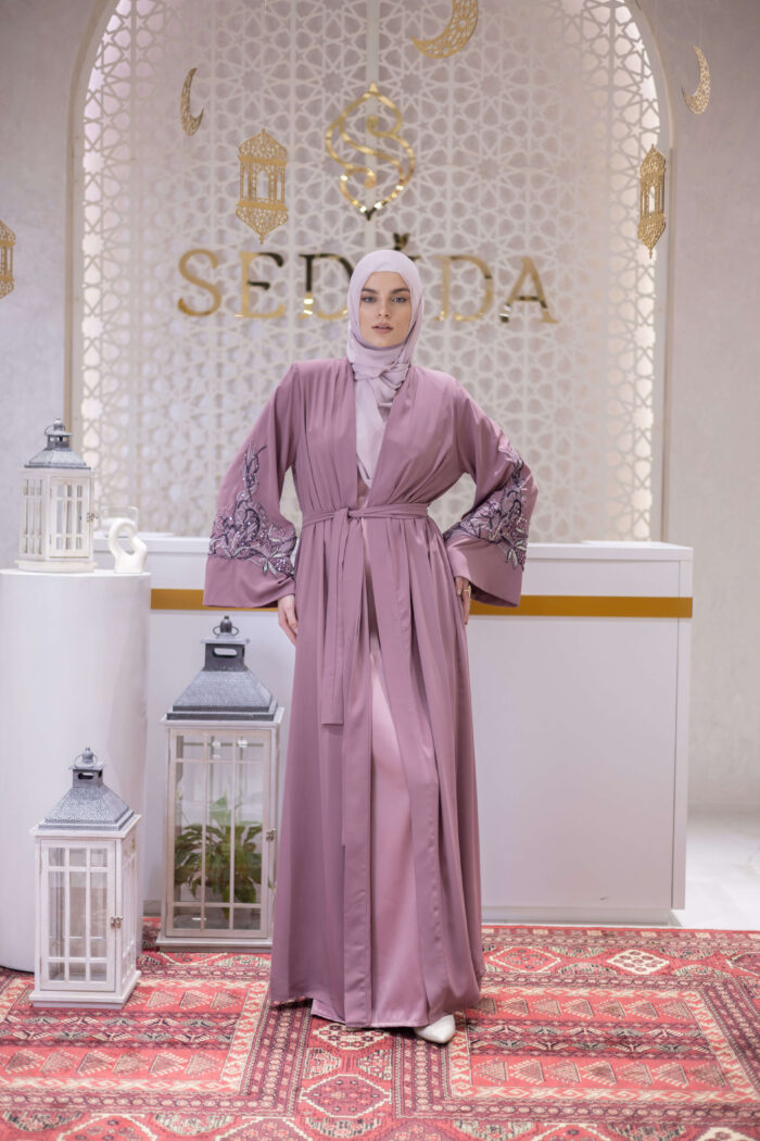 Model 11 - Ramadan Collection - Image 1
