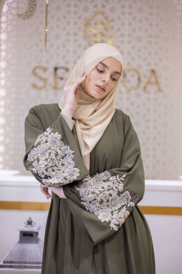 Model 9 - Ramadan Collection - Image 6