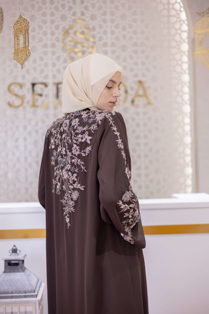Model 13 - Ramadan Collection - Image 4