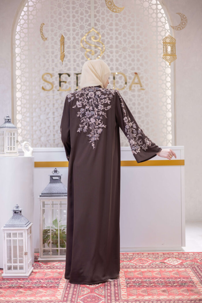 Model 13 - Ramadan Collection - Image 3