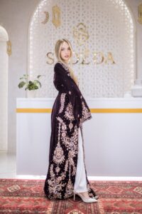 Silk Splendor - Image 4