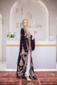 Silk Splendor - Image 5